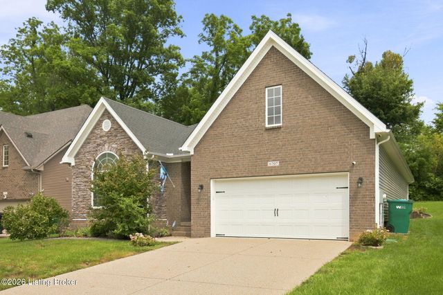 6707 Chestnut View Ct, Louisville, KY 40229