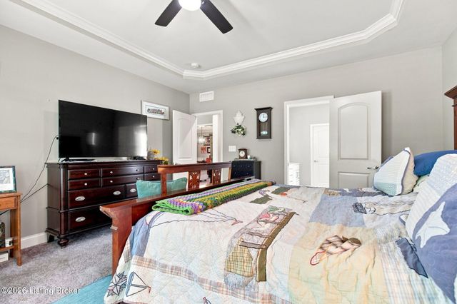 6707 Chestnut View Ct, Louisville, KY 40229