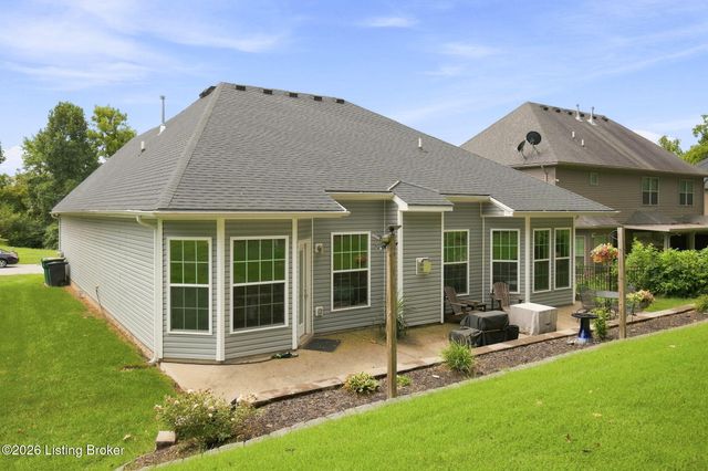 6707 Chestnut View Ct, Louisville, KY 40229