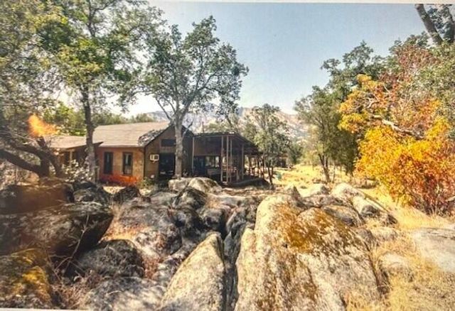 43307 Sierra Drive, Three Rivers, CA 93271