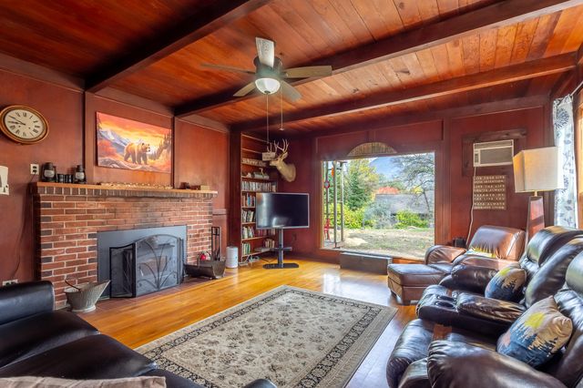 43307 Sierra Drive, Three Rivers, CA 93271