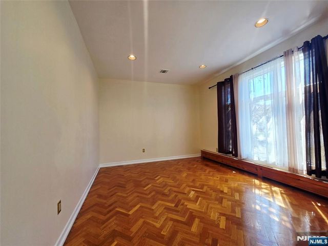 4 Valenza Lane, Blauvelt, NY 10913