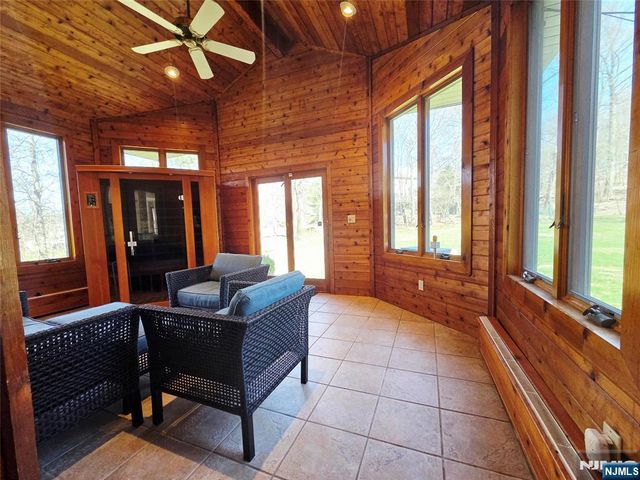 4 Valenza Lane, Blauvelt, NY 10913