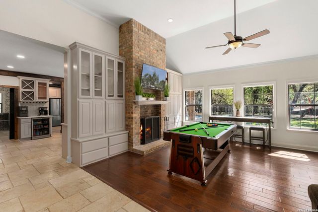 10918 Hunters Way, Helotes, TX 78023