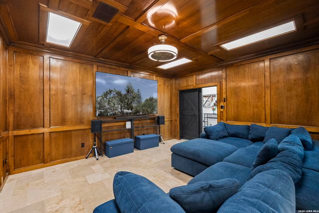 10918 Hunters Way, Helotes, TX 78023