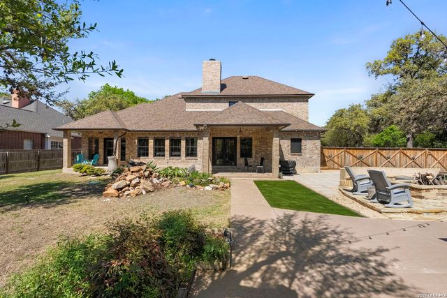 10918 Hunters Way, Helotes, TX 78023