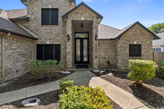10918 Hunters Way, Helotes, TX 78023