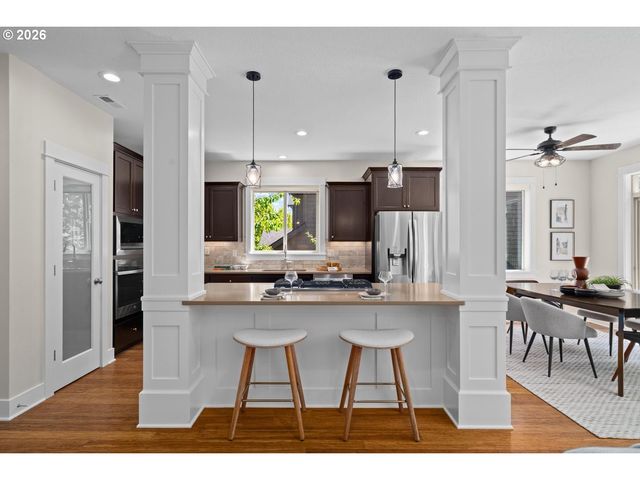 3024 WINKEL Way, West Linn, OR 97068