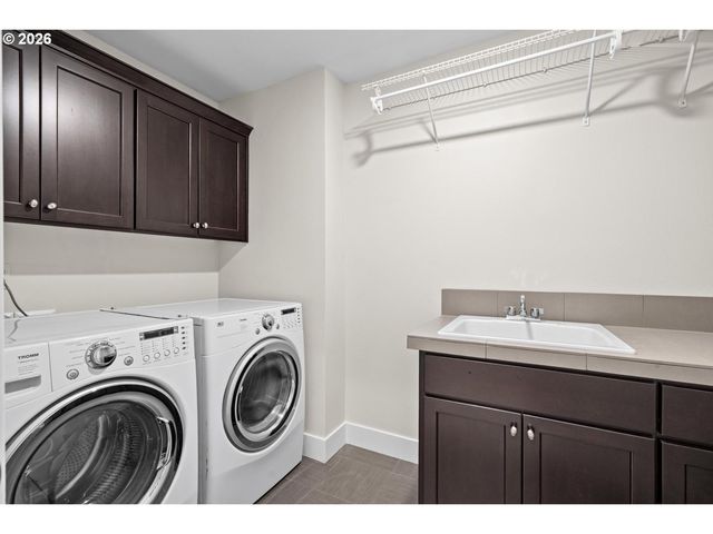 3024 WINKEL Way, West Linn, OR 97068
