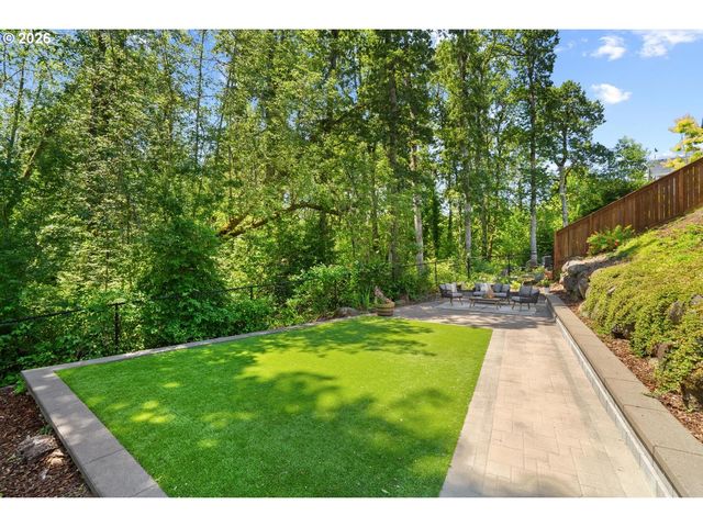 3024 WINKEL Way, West Linn, OR 97068