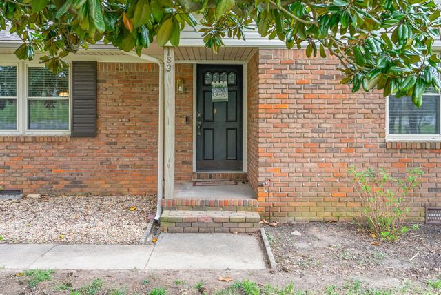 133 Windsor Dr, Hopkinsville, KY 42240