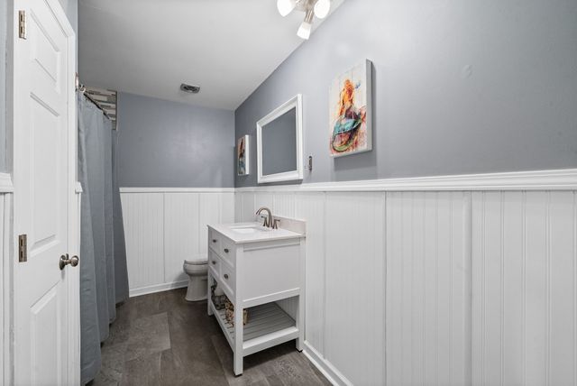 133 Windsor Dr, Hopkinsville, KY 42240