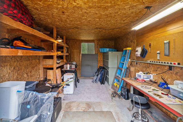 133 Windsor Dr, Hopkinsville, KY 42240