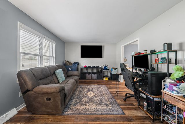 133 Windsor Dr, Hopkinsville, KY 42240