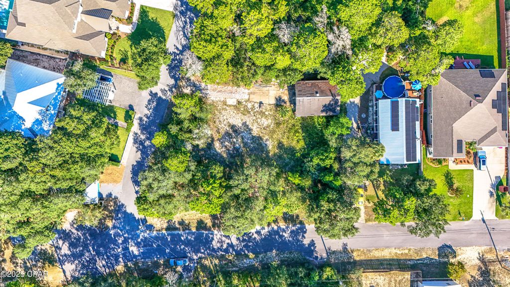 Image 14 of property listing at 734 Gainous Road, Panama City Beach, FL 32413