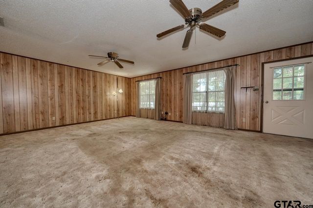 19987 County Road 4114, Lindale, TX 75771
