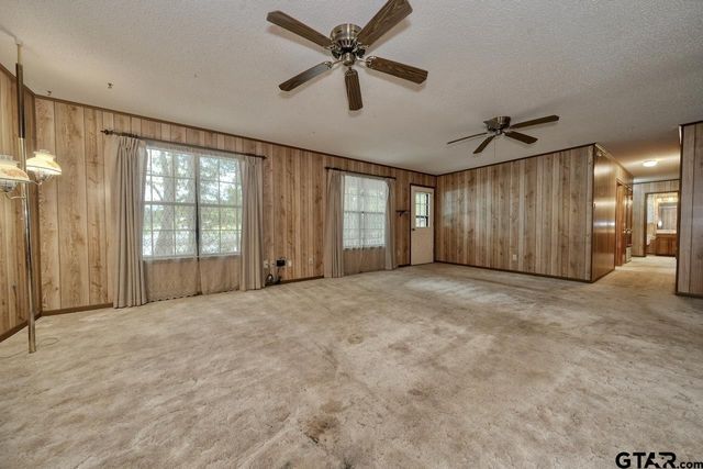 19987 County Road 4114, Lindale, TX 75771