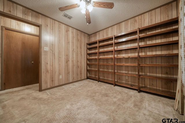 19987 County Road 4114, Lindale, TX 75771