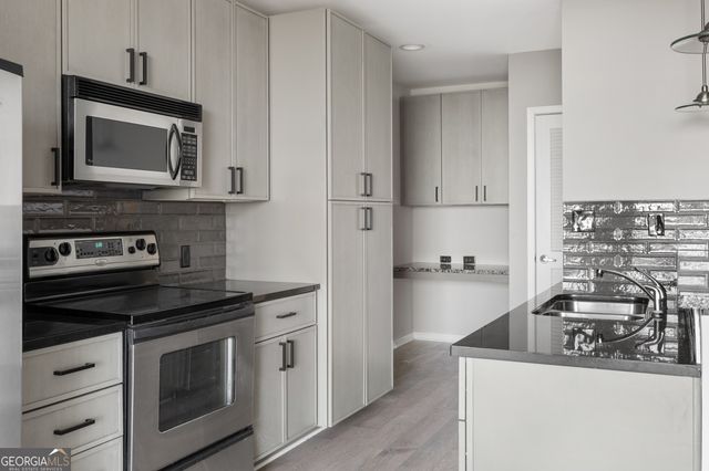 923 Peachtree Street NE 1636, Atlanta, GA 30309