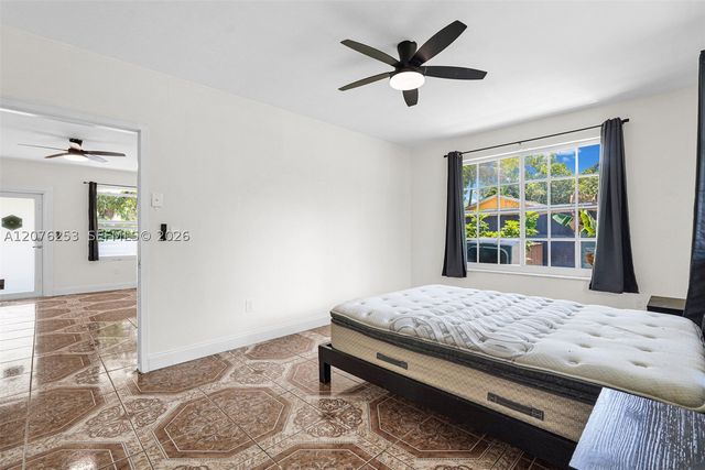 160 NW 45th St 2, Miami, FL 33127