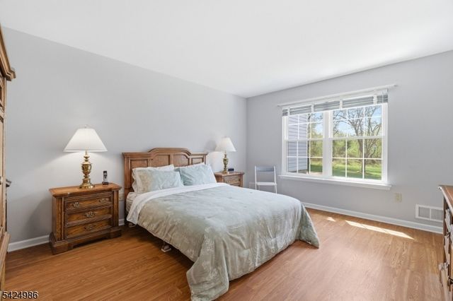 363 Cotswold Pl, Franklin Twp., NJ 08873
