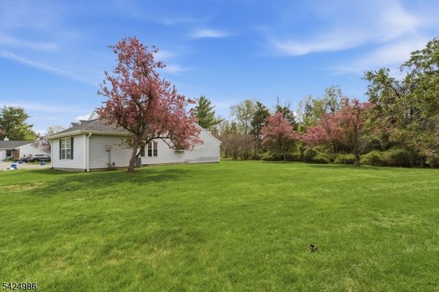 363 Cotswold Pl, Franklin Twp., NJ 08873