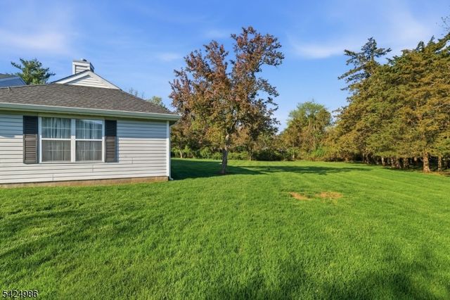 363 Cotswold Pl, Franklin Twp., NJ 08873