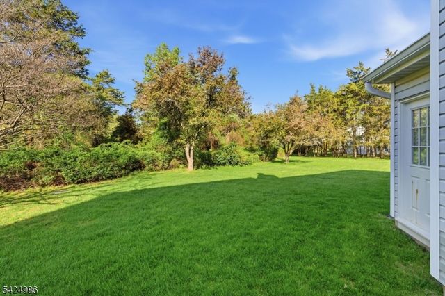 363 Cotswold Pl, Franklin Twp., NJ 08873
