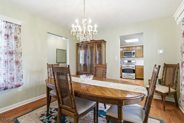 363 Cotswold Pl, Franklin Twp., NJ 08873