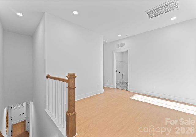 808 Garringer Place, Charlotte, NC 28208