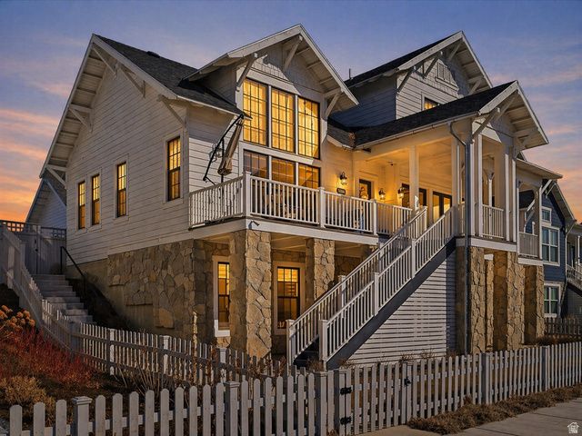 11064 S PADDLE BOARD WAY, South Jordan, UT 84009