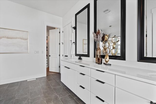 11064 S PADDLE BOARD WAY, South Jordan, UT 84009