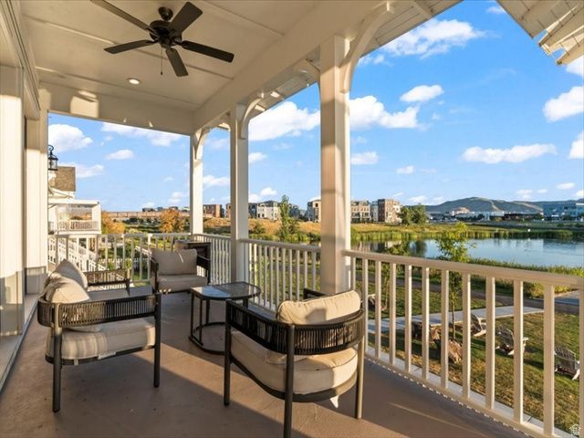 11064 S PADDLE BOARD WAY, South Jordan, UT 84009