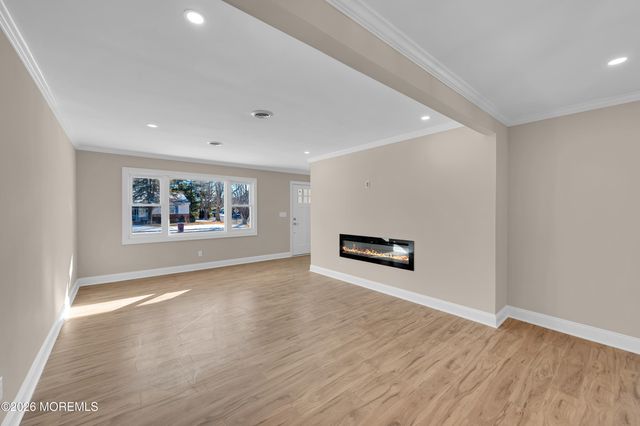 136 Georgetown Road, Toms River, NJ 08757