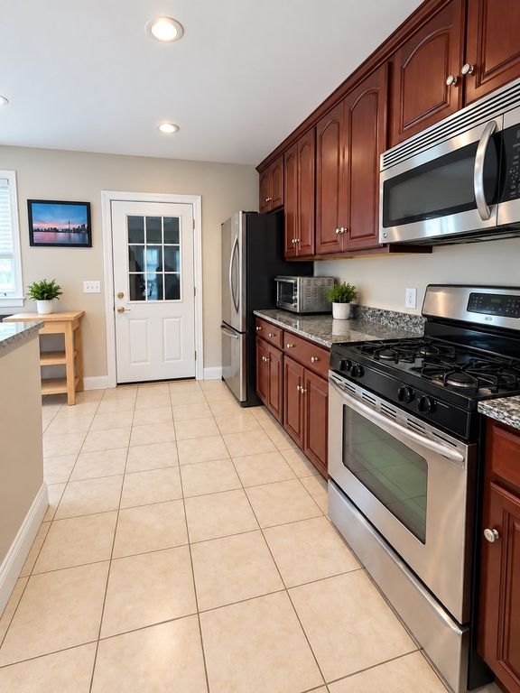 87-85 Sparkill Street 2, Watertown, MA 02472