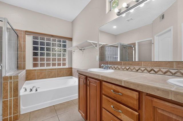 4505 Beresford Lane NW, Albuquerque, NM 87120