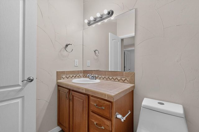 4505 Beresford Lane NW, Albuquerque, NM 87120