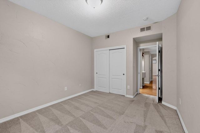 4505 Beresford Lane NW, Albuquerque, NM 87120