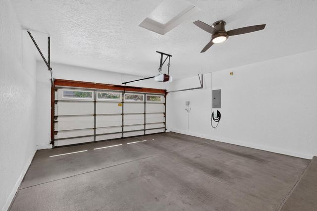 4505 Beresford Lane NW, Albuquerque, NM 87120