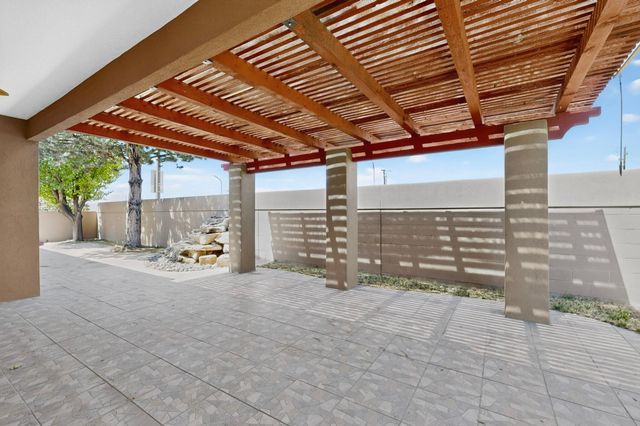 4505 Beresford Lane NW, Albuquerque, NM 87120