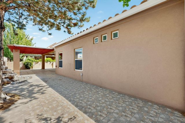 4505 Beresford Lane NW, Albuquerque, NM 87120