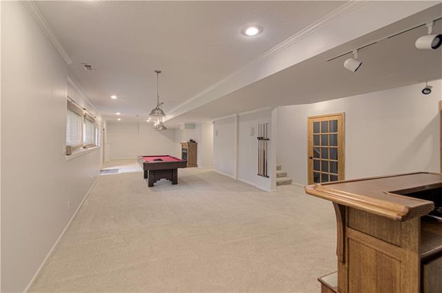 14255 NW 65th Place, Parkville, MO 64152