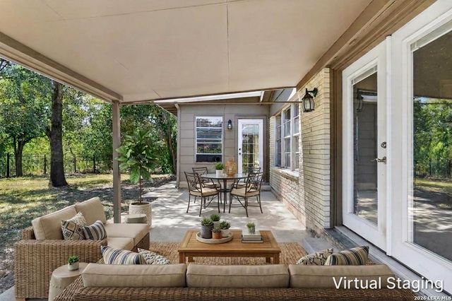 406 E RECTOR ST, San Antonio, TX 78216