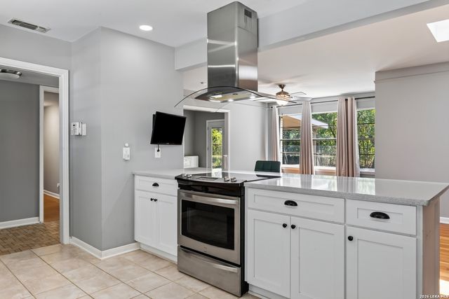 406 E RECTOR ST, San Antonio, TX 78216