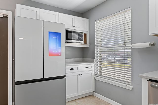 406 E RECTOR ST, San Antonio, TX 78216