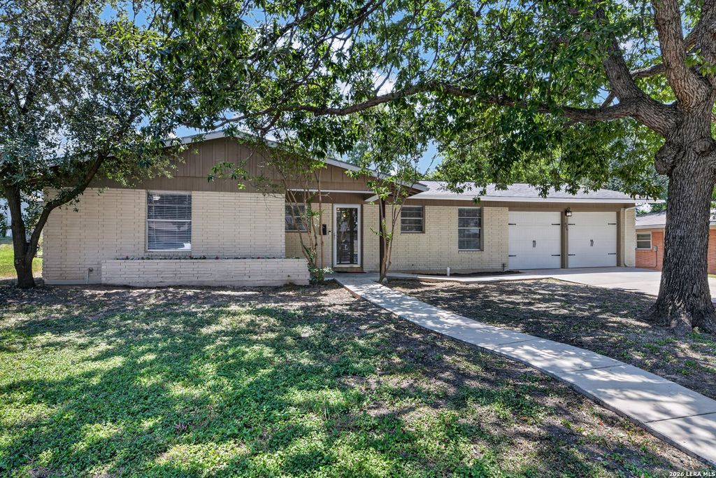 406 E RECTOR ST, San Antonio, TX 78216