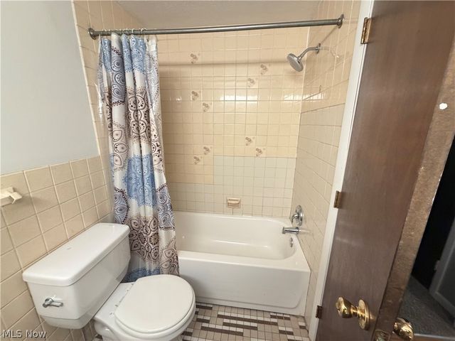 10436 N Church Drive 202, Parma Heights, OH 44130