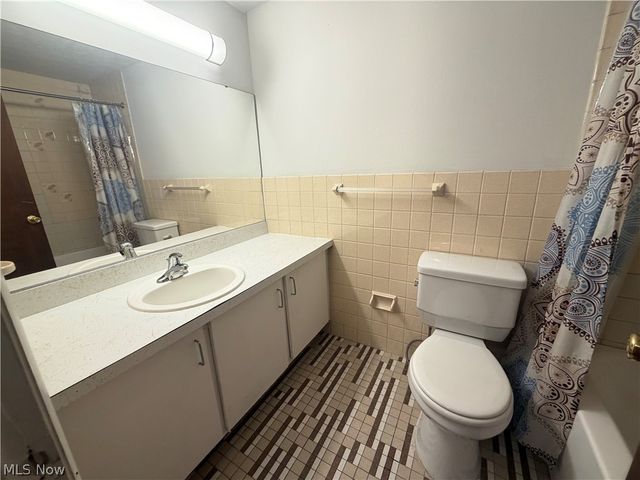 10436 N Church Drive 202, Parma Heights, OH 44130