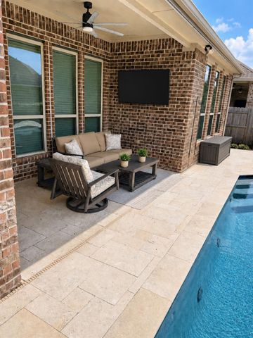2615 Granite Shadow Lane, League City, TX 77573