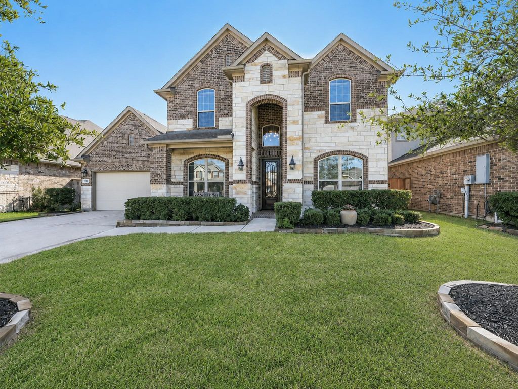 2615 Granite Shadow Lane, League City, TX 77573